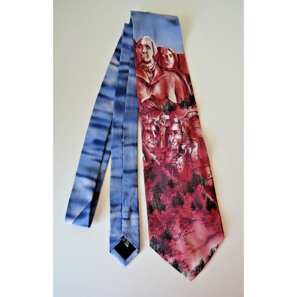 America the Beautiful Red White Blue Patriotic Tie Mt Rushmore Silk Necktie